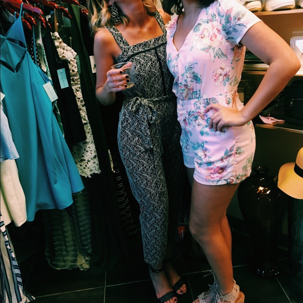 BANANA REPUBLIC JUMPSUIT